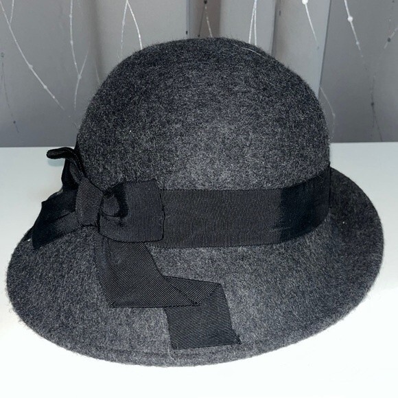 Unknown Accessories - Elegant Vintage style grey/black hat